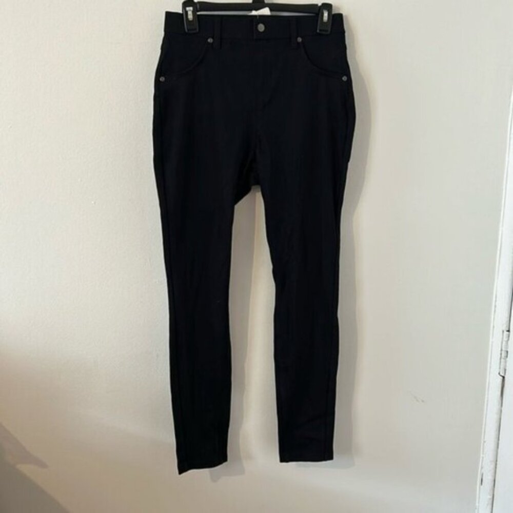 NWT Hue Women’s Black Leggings High Rise Skinny Jeans Size Medium